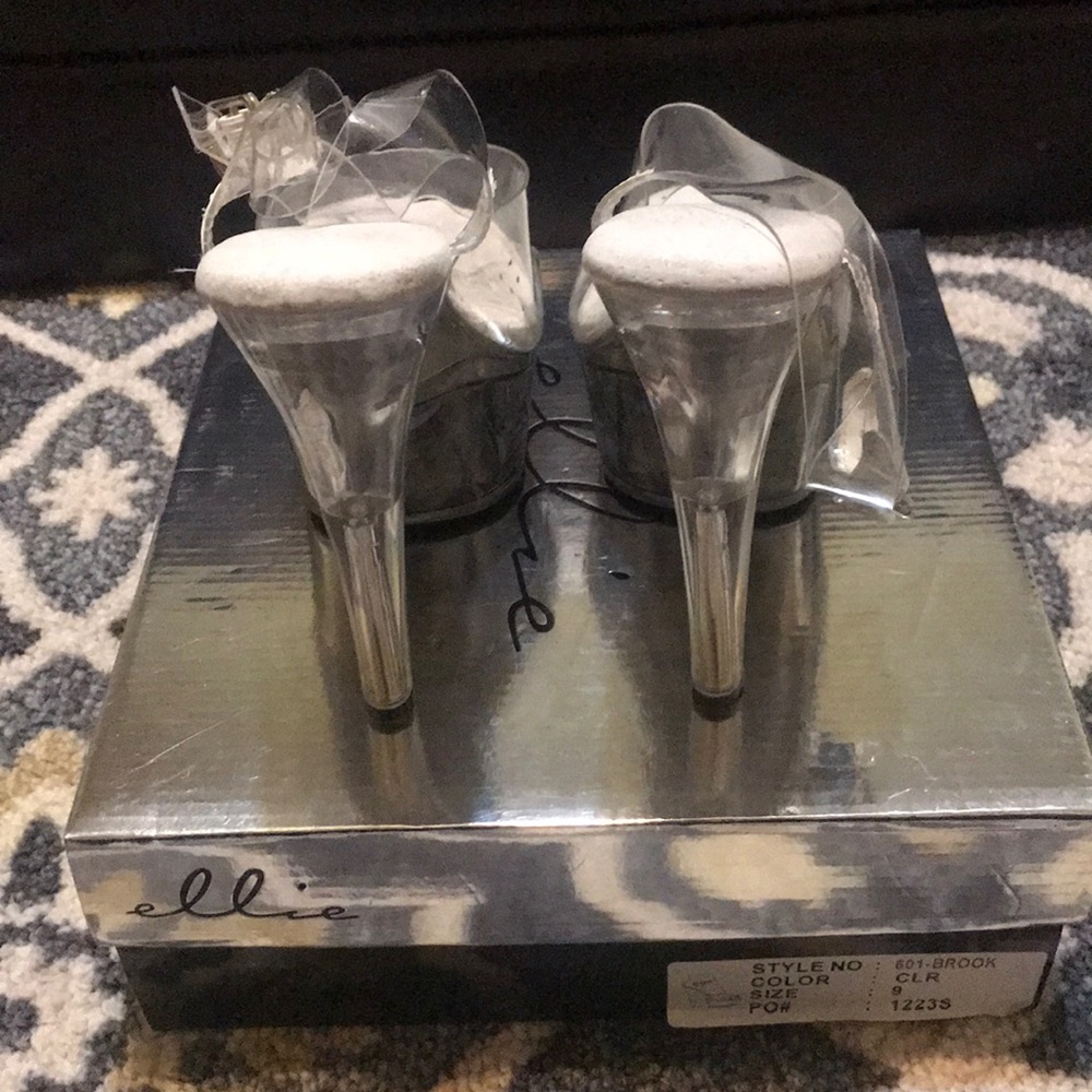 Brand New Clear Bottom Heels 😍